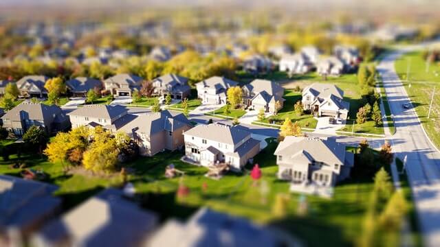 homes in a neighborhood